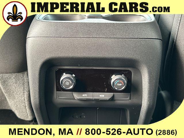 Photo of 2026 Mosaic Black Metallic Chevrolet Traverse