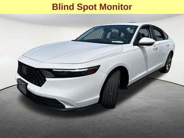 Photo of 2024 Platinum White Pearl Honda Accord