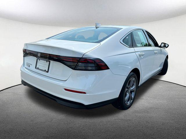 Photo of 2024 Platinum White Pearl Honda Accord