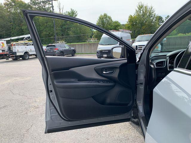 Photo of 2023 Boulder Gray Pearl Nissan Murano