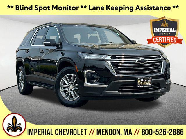 Photo of 2022 Mosaic Black Metallic Chevrolet Traverse