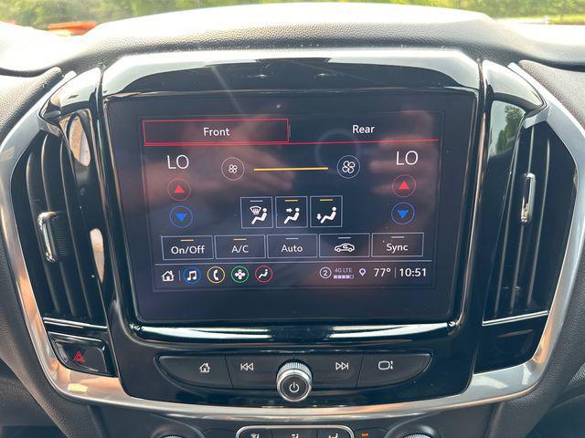 Photo of 2022 Mosaic Black Metallic Chevrolet Traverse