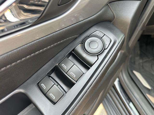 Photo of 2022 Mosaic Black Metallic Chevrolet Traverse