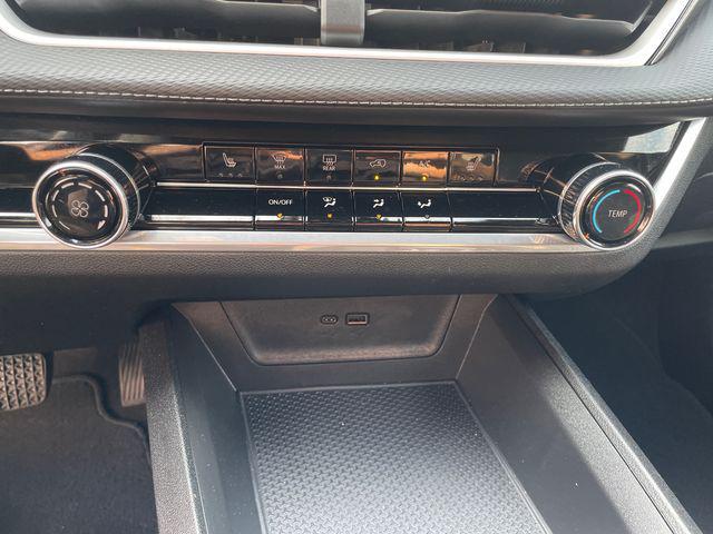 Photo of 2025 Cacti Green Chevrolet Equinox
