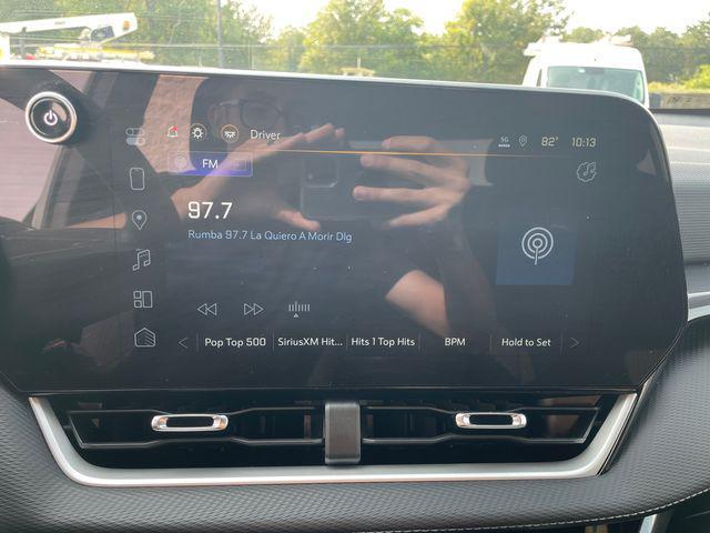 Photo of 2025 Cacti Green Chevrolet Equinox