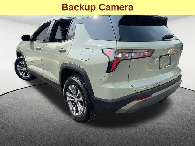 Photo of 2025 Cacti Green Chevrolet Equinox