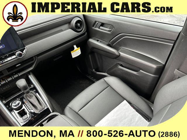 Photo of 2025 Sterling Gray Metallic Chevrolet Colorado