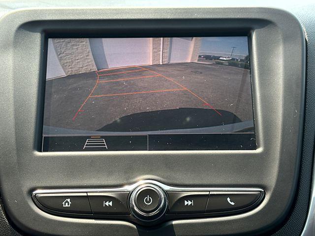 Photo of 2023 Summit White Chevrolet Equinox
