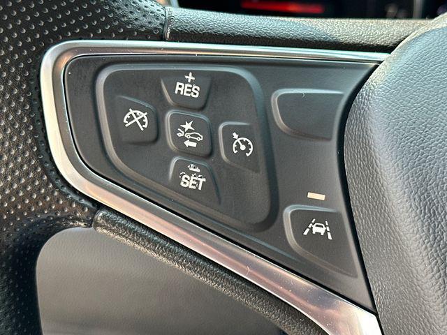 Photo of 2023 Summit White Chevrolet Equinox