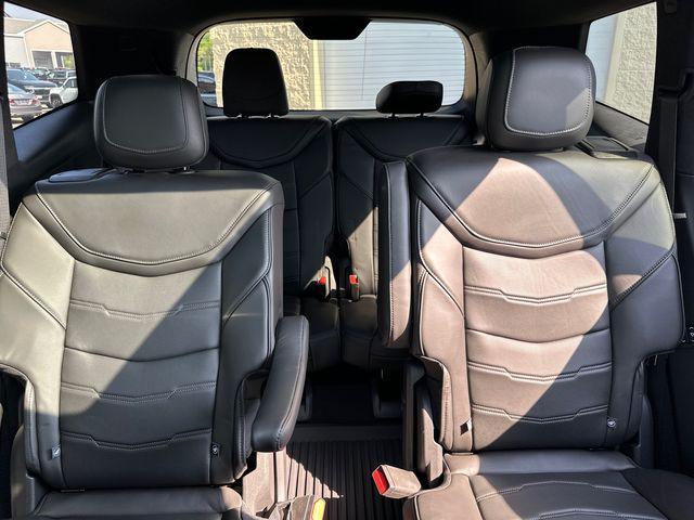 Photo of 2023 Stellar Black Metallic Cadillac XT6