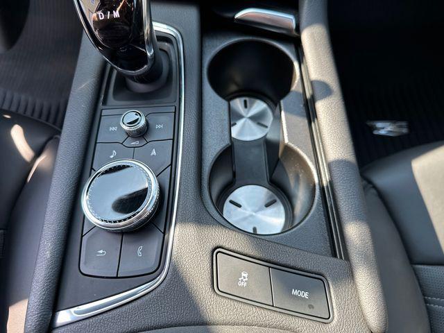 Photo of 2023 Stellar Black Metallic Cadillac XT6