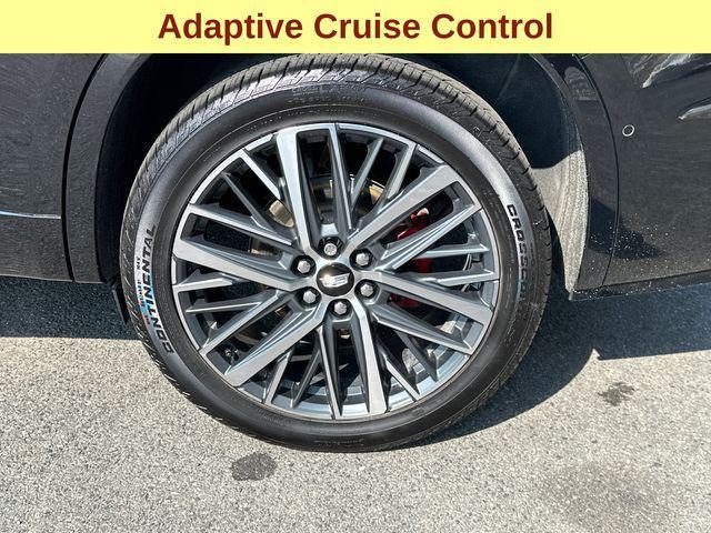Photo of 2023 Stellar Black Metallic Cadillac XT6