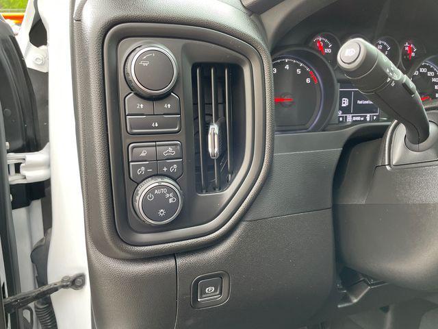 Photo of 2024 Summit White Chevrolet Silverado 2500