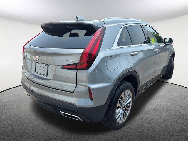 Photo of 2024 Argent Silver Metallic Cadillac XT4