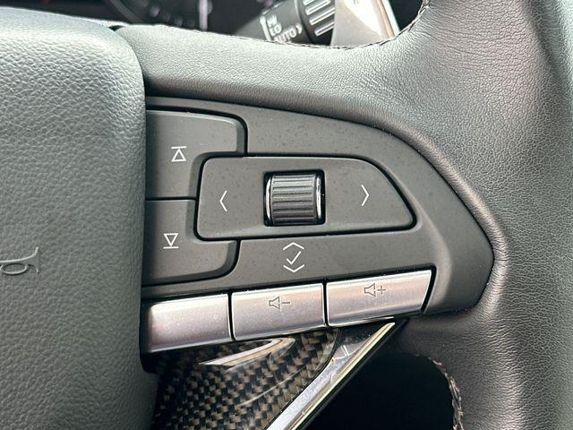 Photo of 2023 Crystal White Tricoat Cadillac XT6