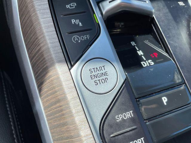 Photo of 2025 Skyscraper Grey Metallic BMW 330