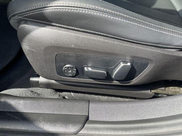 Photo of 2025 Skyscraper Grey Metallic BMW 330