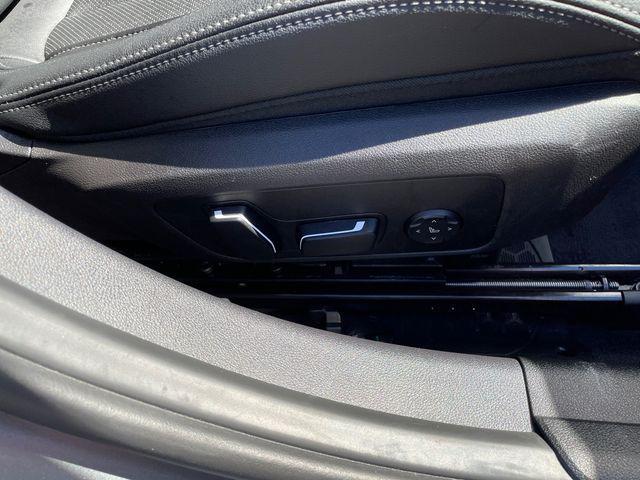 Photo of 2025 Skyscraper Grey Metallic BMW 330