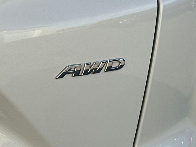 Photo of 2021 Platinum White Pearl Honda CR-V