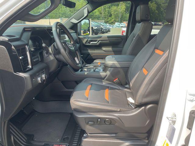 Photo of 2025 Summit White GMC Sierra 2500