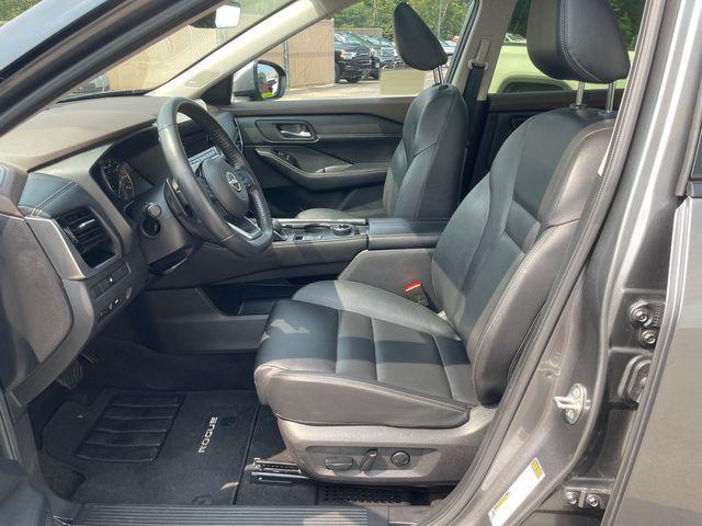 Photo of 2023 Gun Metallic Nissan Rogue