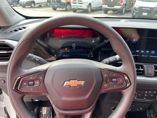 Photo of 2026 Summit White Chevrolet Trailblazer