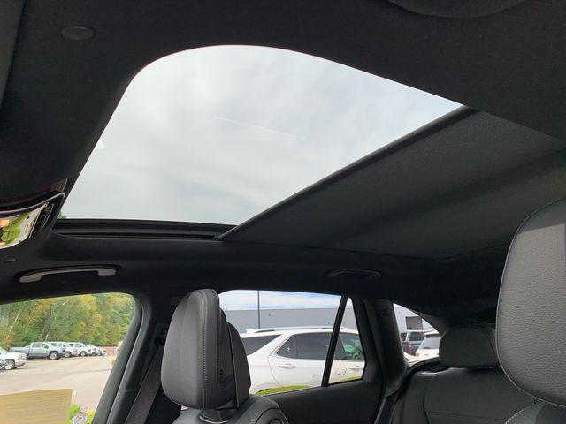 Photo of 2025 Black Mercedes-Benz GLC 300