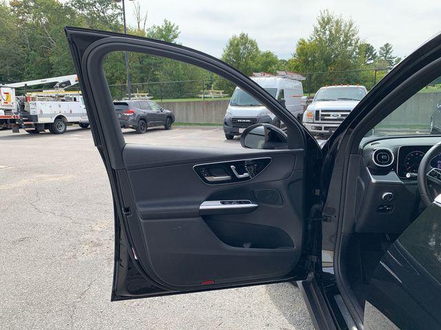 Photo of 2025 Black Mercedes-Benz GLC 300