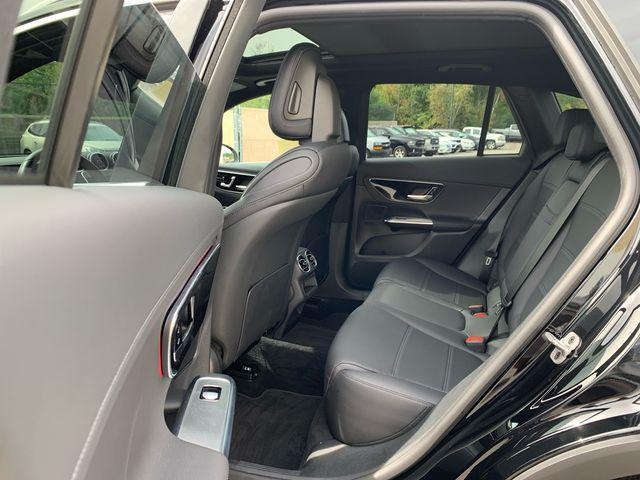 Photo of 2025 Black Mercedes-Benz GLC 300