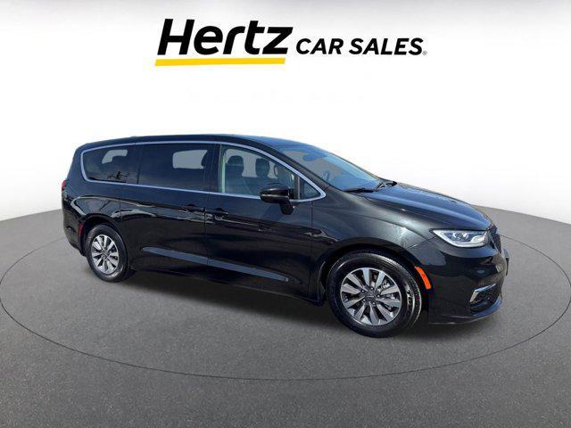 2023 Chrysler Pacifica Hybrid