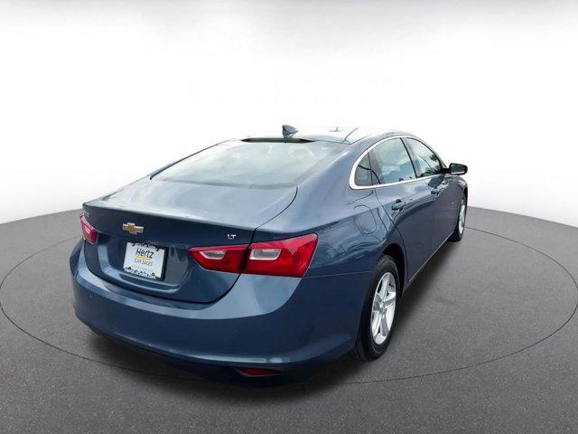 Photo of 2024 Lakeshore Blue Metallic Chevrolet Malibu