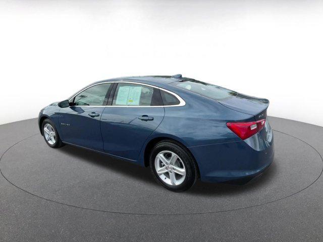 Photo of 2024 Lakeshore Blue Metallic Chevrolet Malibu