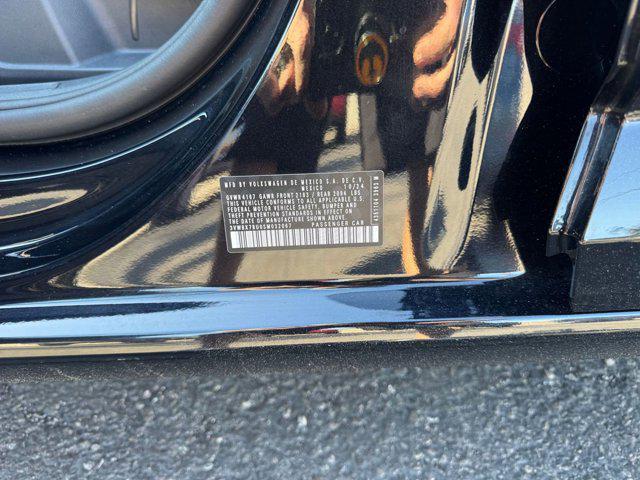 Photo of 2025 Deep Black Pearl Volkswagen Jetta