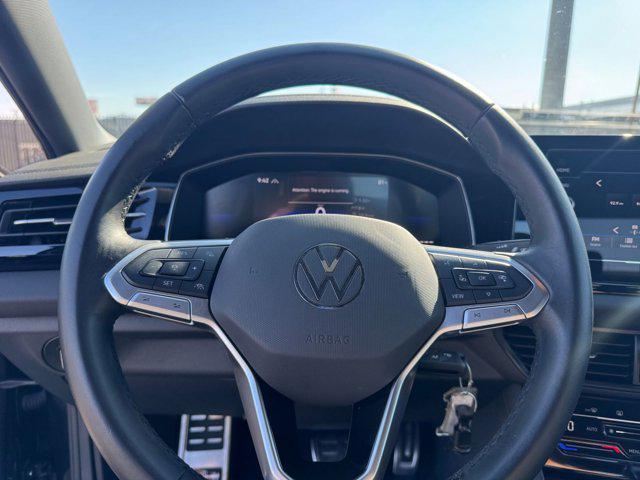 Photo of 2025 Deep Black Pearl Volkswagen Jetta