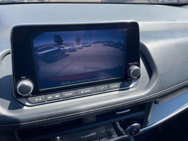 Photo of 2024 Scarlet Ember Tintcoat Nissan Rogue