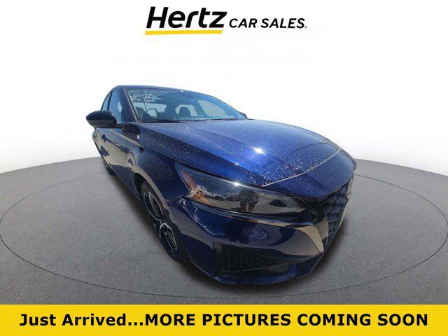 Photo of 2024 Deep Blue Pearl Nissan Altima