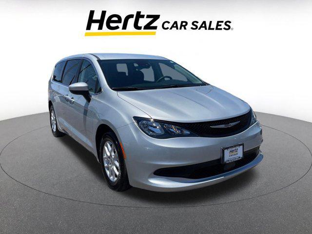 2023 Chrysler Voyager