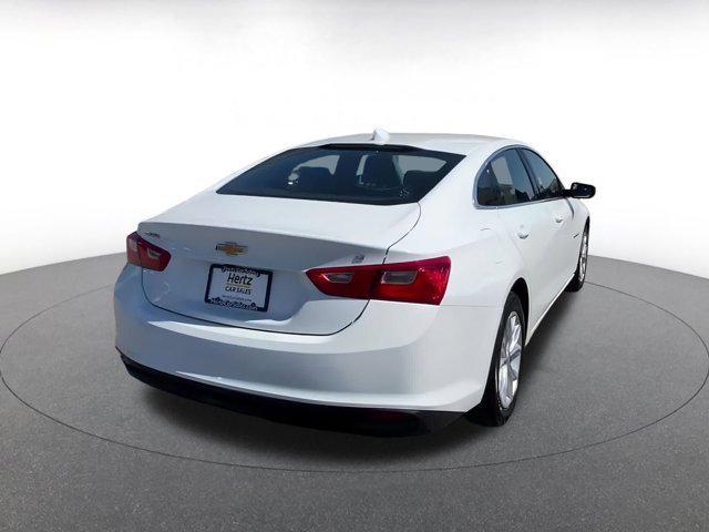 Photo of 2023 Summit White Chevrolet Malibu