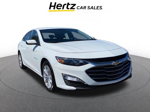 Photo of 2023 Summit White Chevrolet Malibu