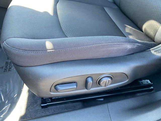 Photo of 2023 Summit White Chevrolet Malibu