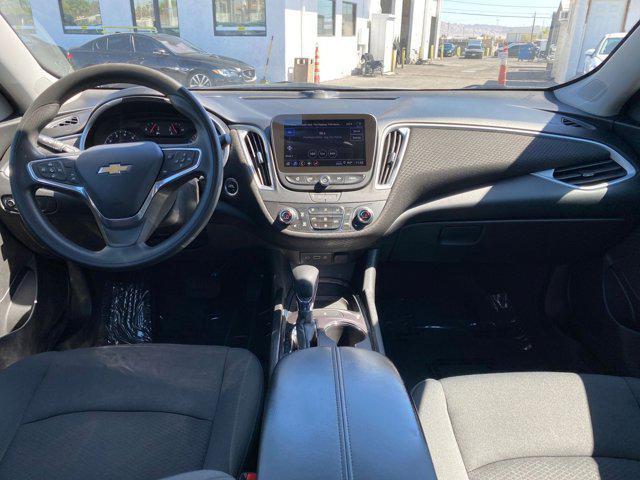 Photo of 2023 Summit White Chevrolet Malibu
