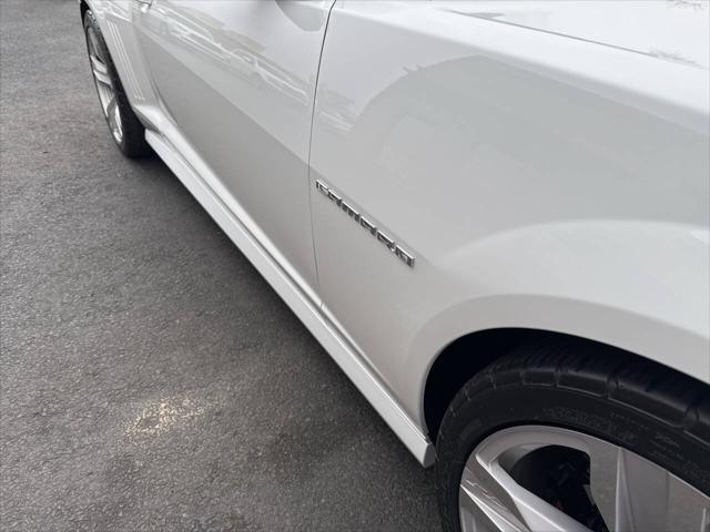 Photo of 2014 White Chevrolet Camaro