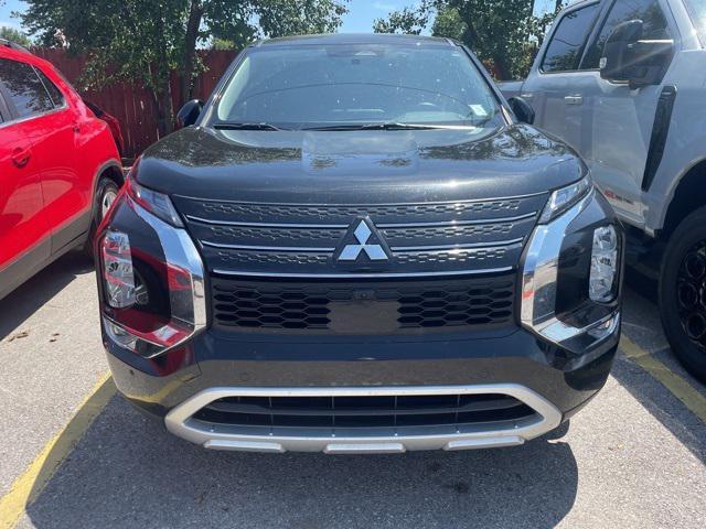 Photo of 2024 Red Diamond Mitsubishi Outlander