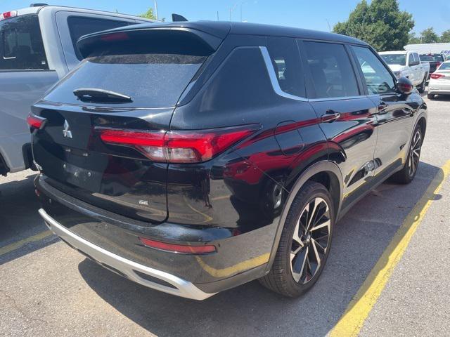Photo of 2024 Red Diamond Mitsubishi Outlander