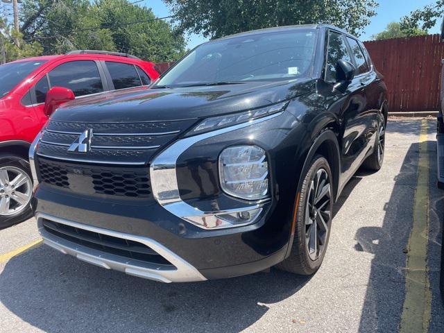 Photo of 2024 Red Diamond Mitsubishi Outlander