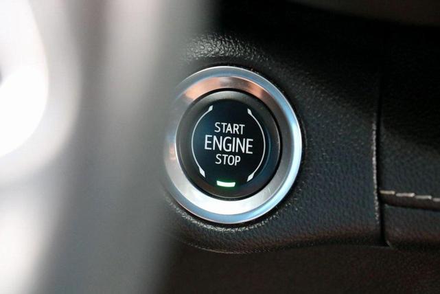 Photo of 2023 Ebony Twilight Metallic Buick Envision