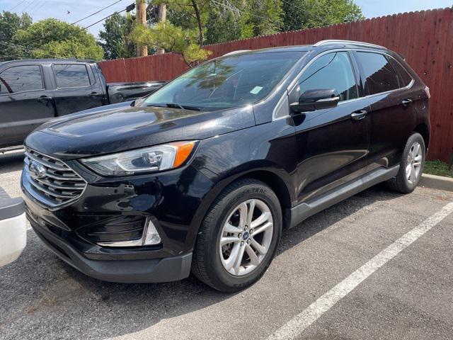 Photo of 2020 Iconic Silver Metallic Ford Edge