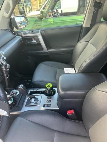 Photo of 2021 Super White Toyota 4Runner
