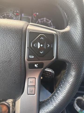 Photo of 2021 Super White Toyota 4Runner