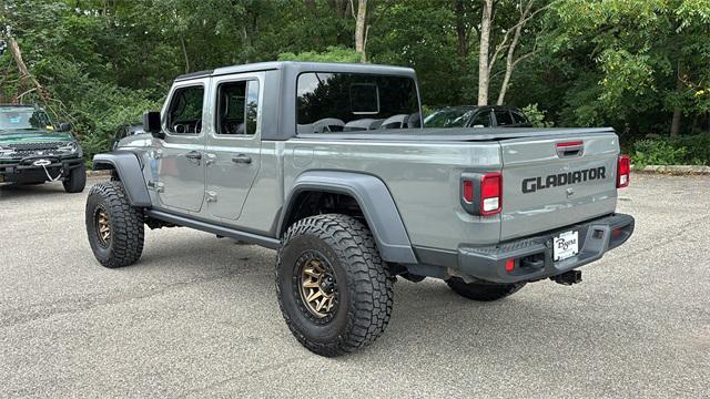 Photo of 2020 Sting-Gray Clearcoat Jeep Gladiator